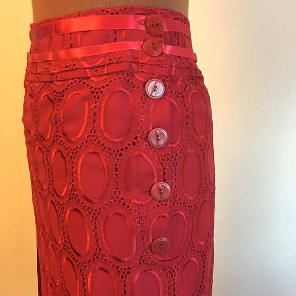 SYLVIA RIELLE Parisian Designer Red Lace Skirt - Picture 5 of 12